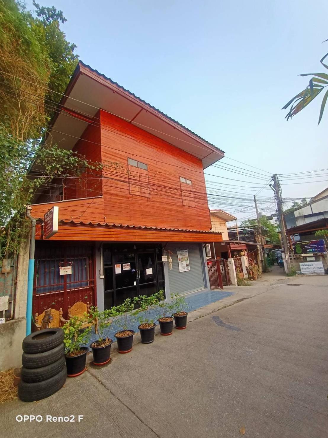 Home Stay At Tapae เชียงใหม่ ภายนอก รูปภาพ